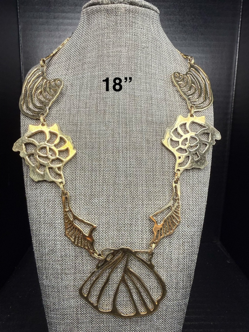 Gold Floral Cutout Statement Necklace - 18"